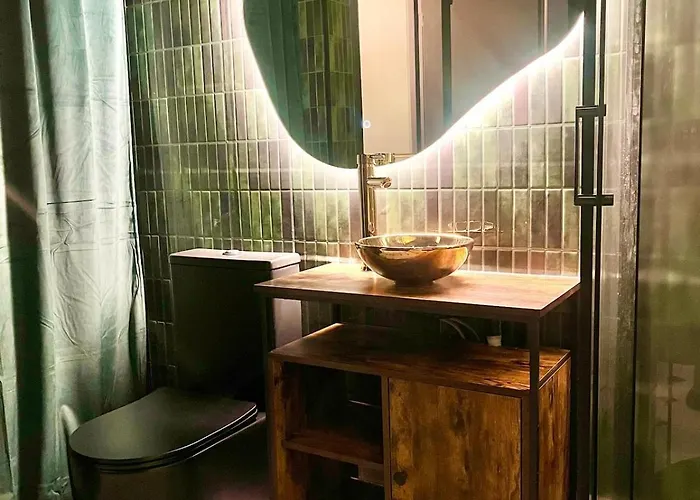 Big And High Standard Near Center Apartamento