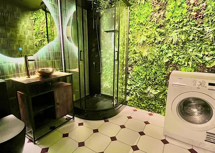 Big And High Standard Near Center Apartamento Tromsø